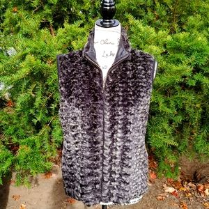 KIKIT ▪︎ Cozy Koala Faux Fur Vest, Zip Front, Sweater Back, M